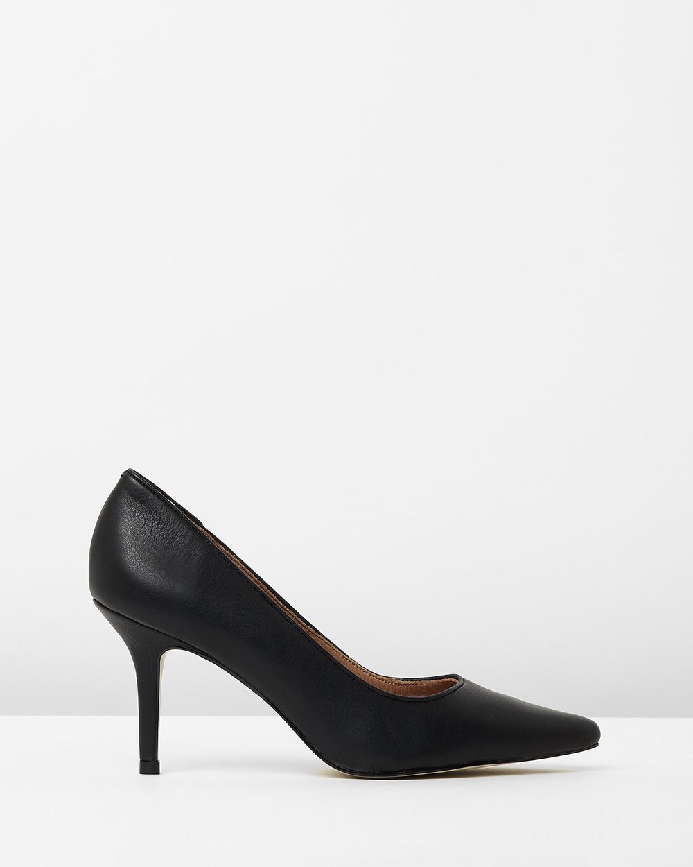 Deb - Black