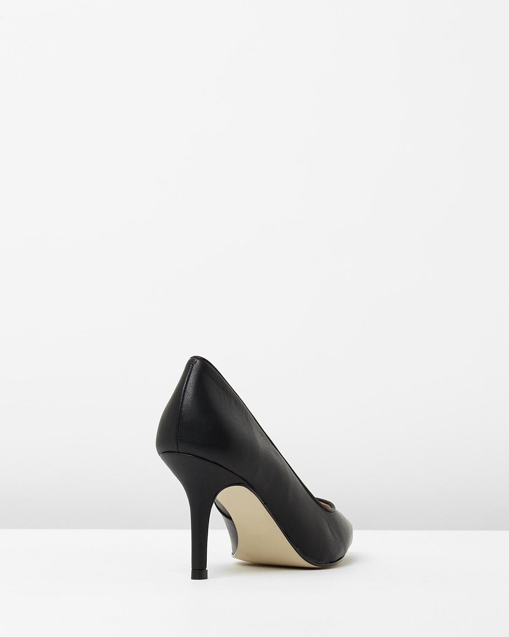 Deb - Black