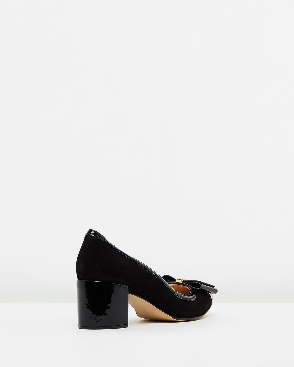 Charis - Black