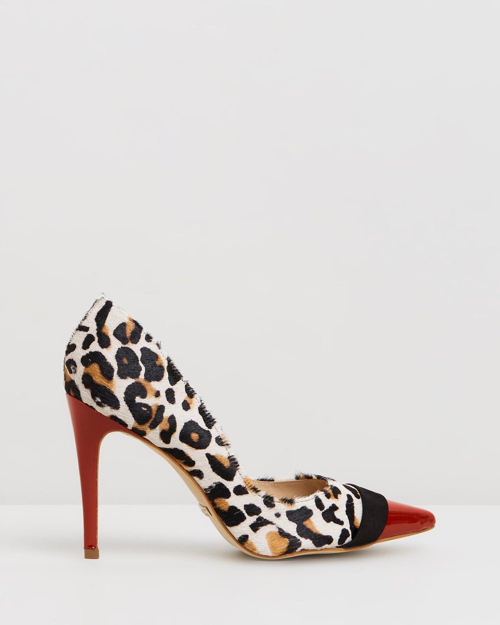 Yvette II - Leopard Black & Red