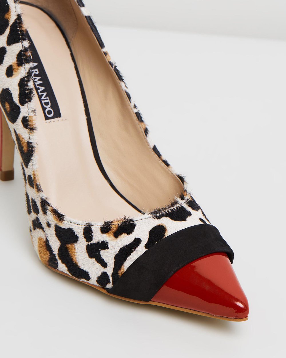 Yvette II - Leopard Black & Red