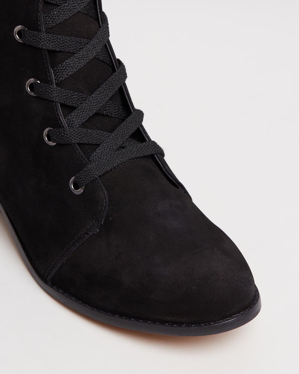 Finley - Black
