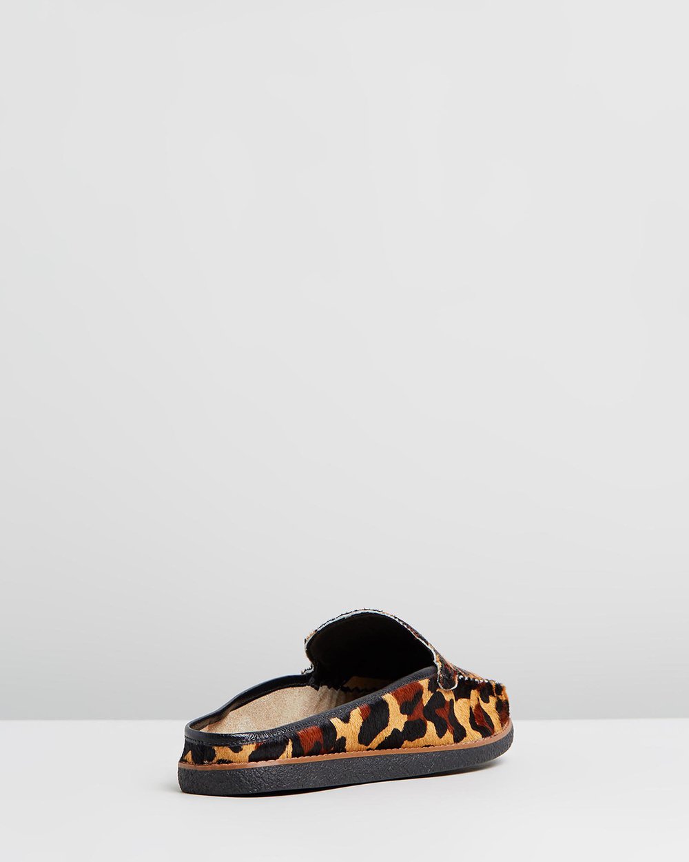 Almer - Brown Leopard