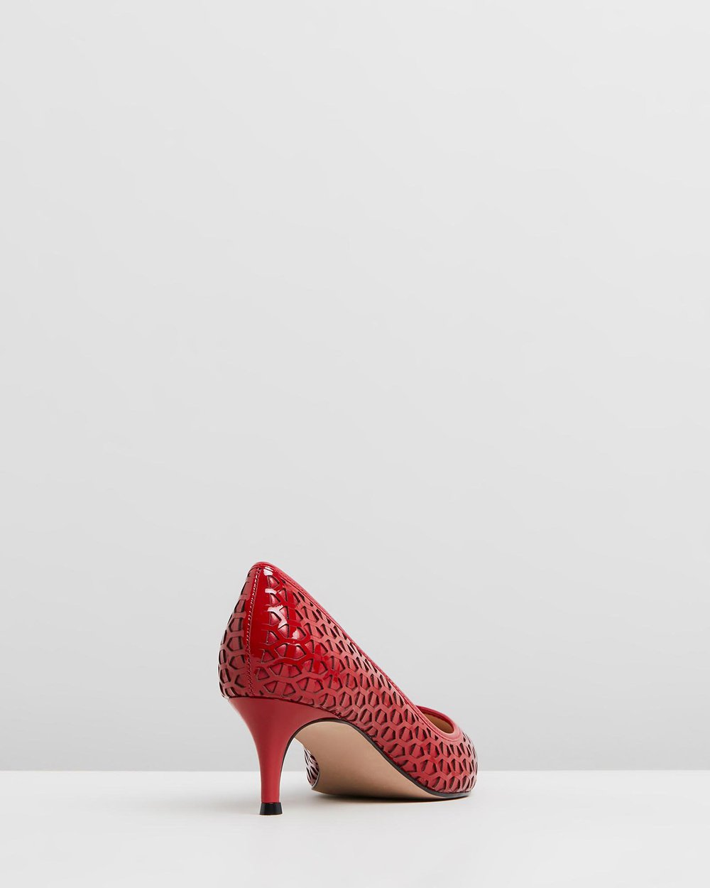 Dani- Red
