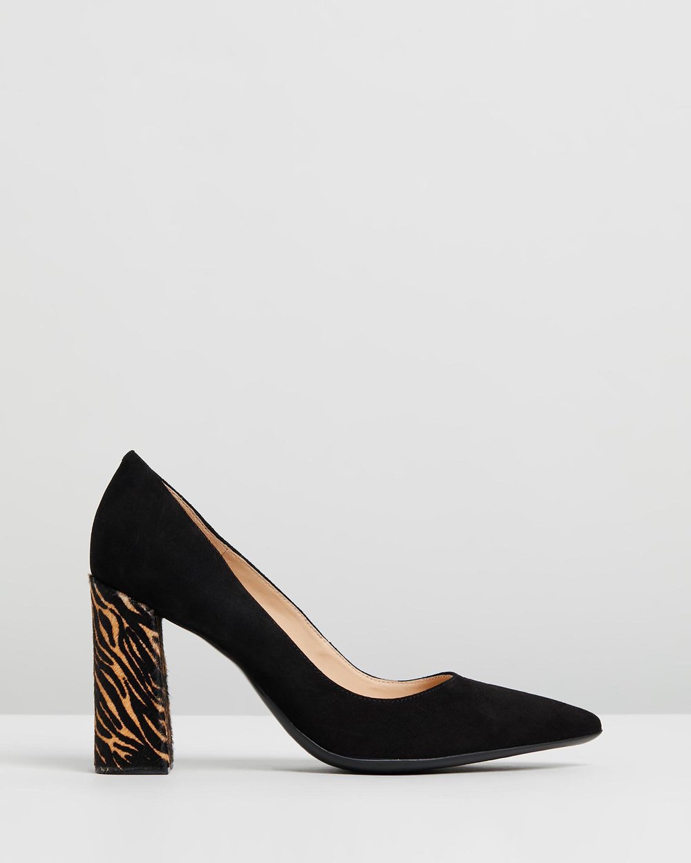 Thea - Black & Tiger