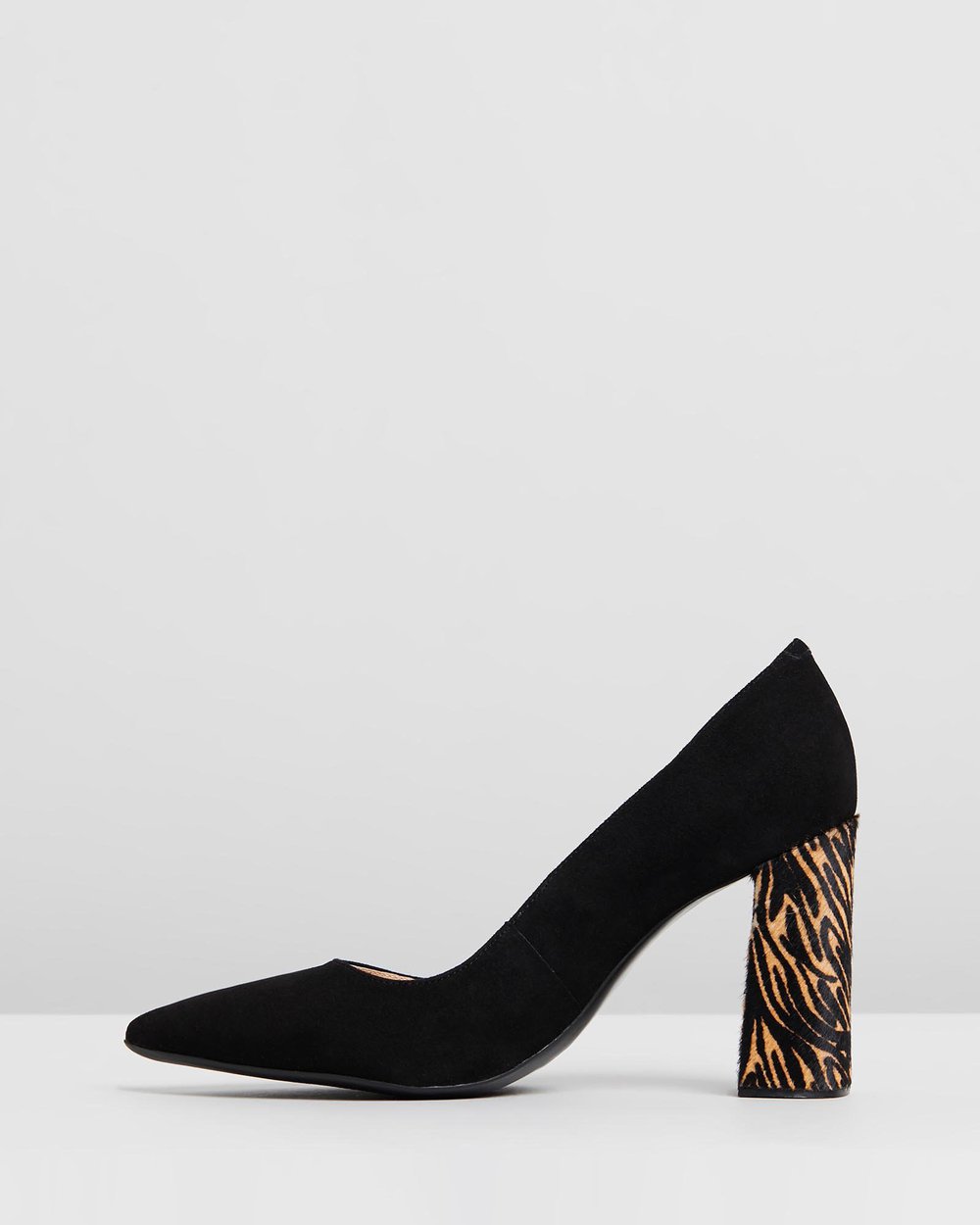 Thea - Black & Tiger