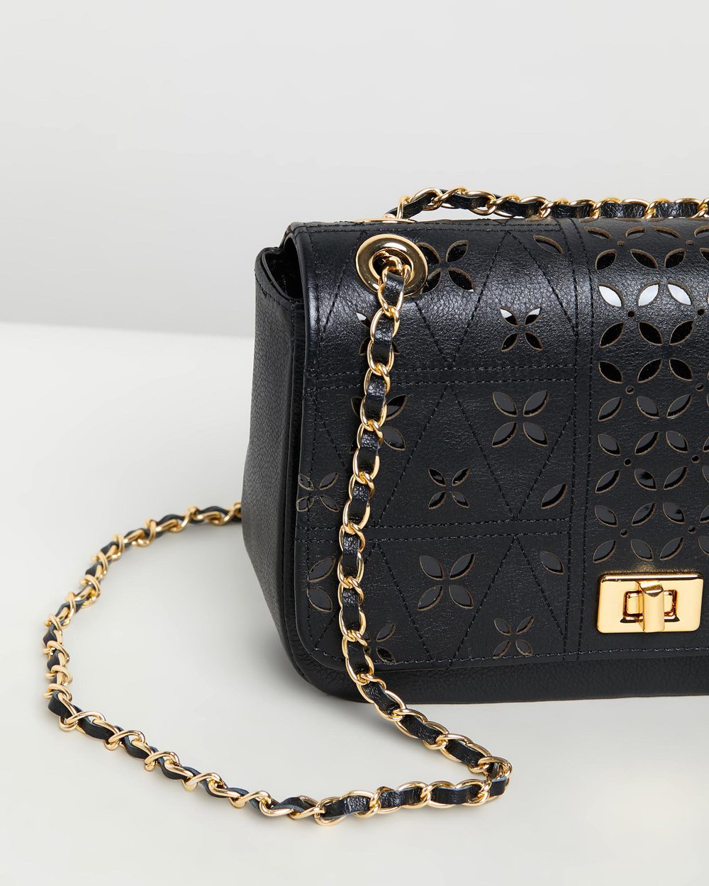 Audrey - Black