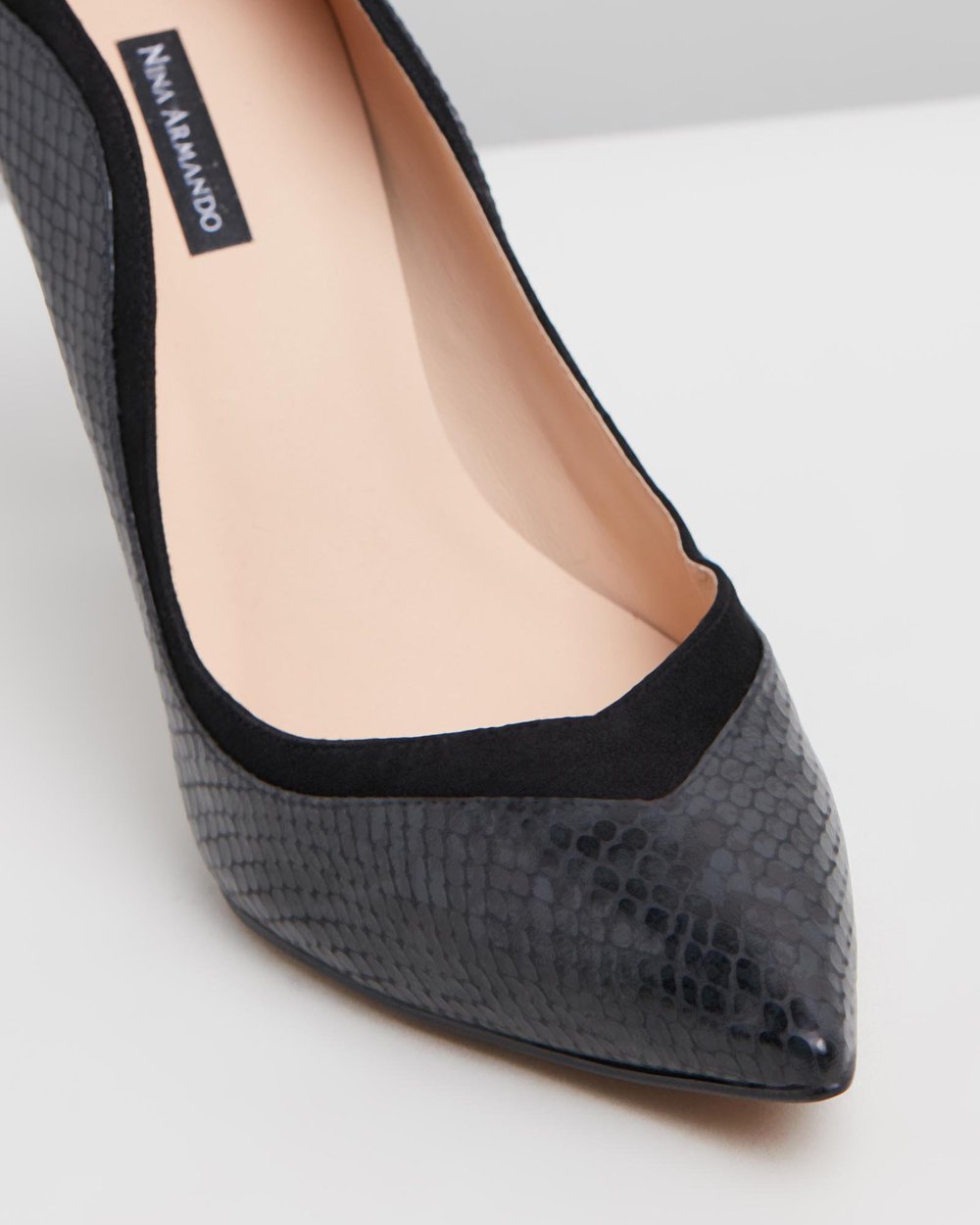 Daiani - Black Snakeskin