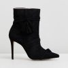 Venus - Black Suede