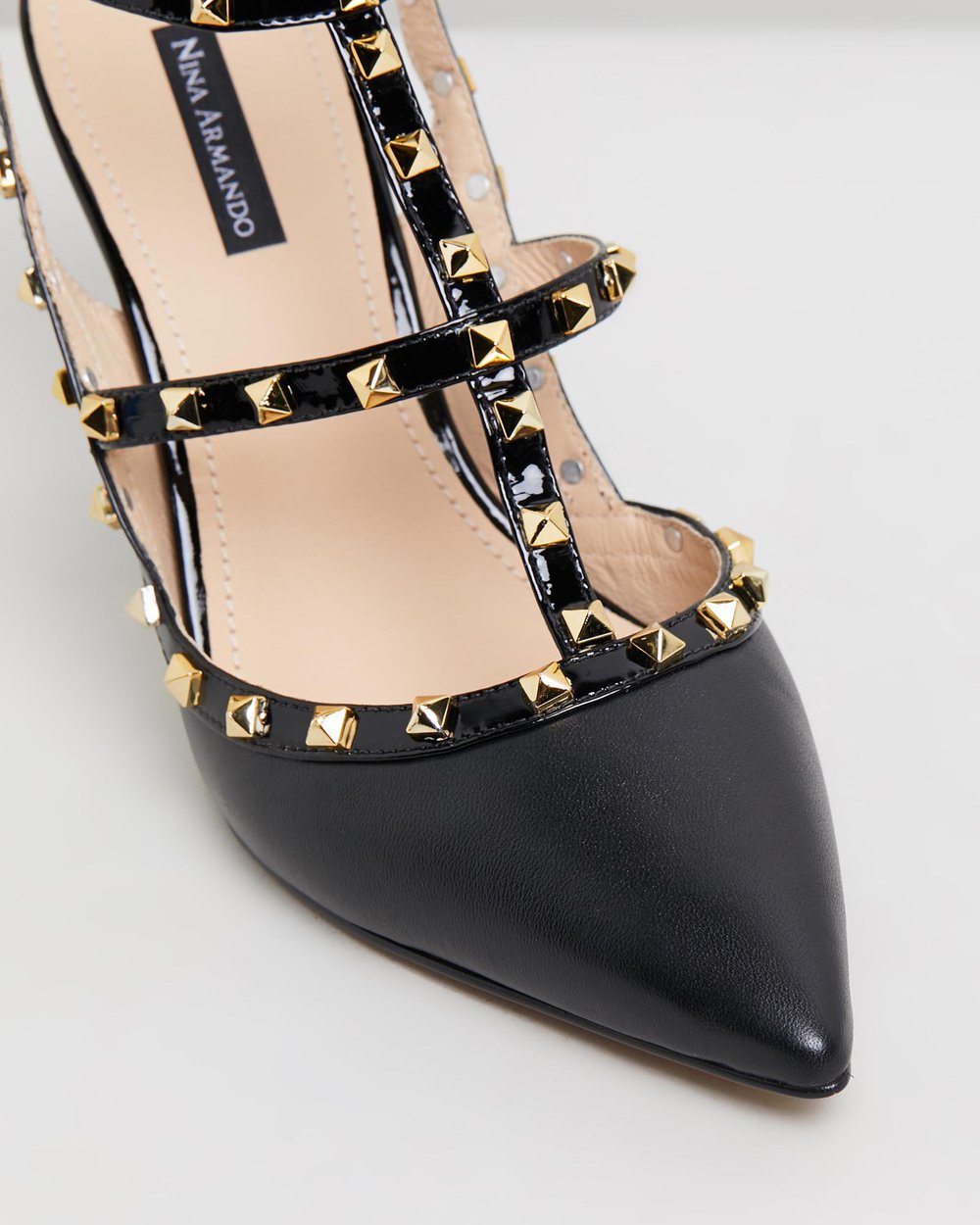 Kelsie - Black & Gold