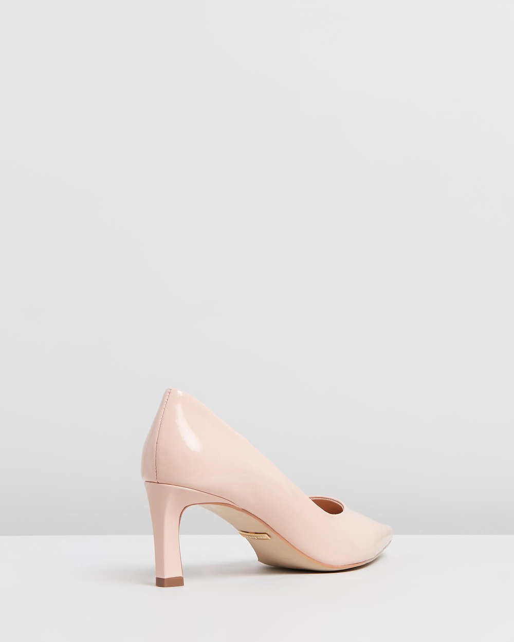 Lisa - Nude Patent