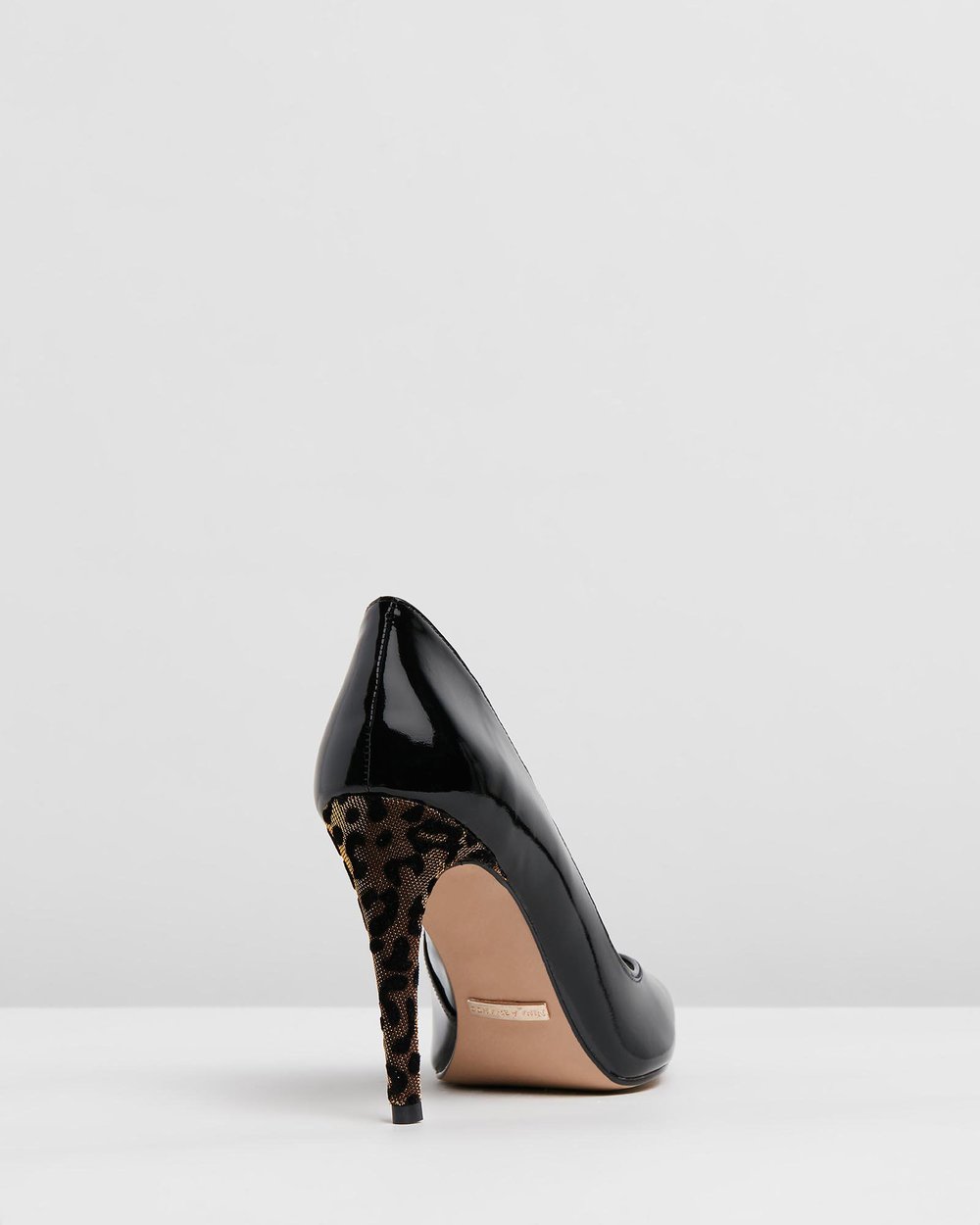Romy II - Black