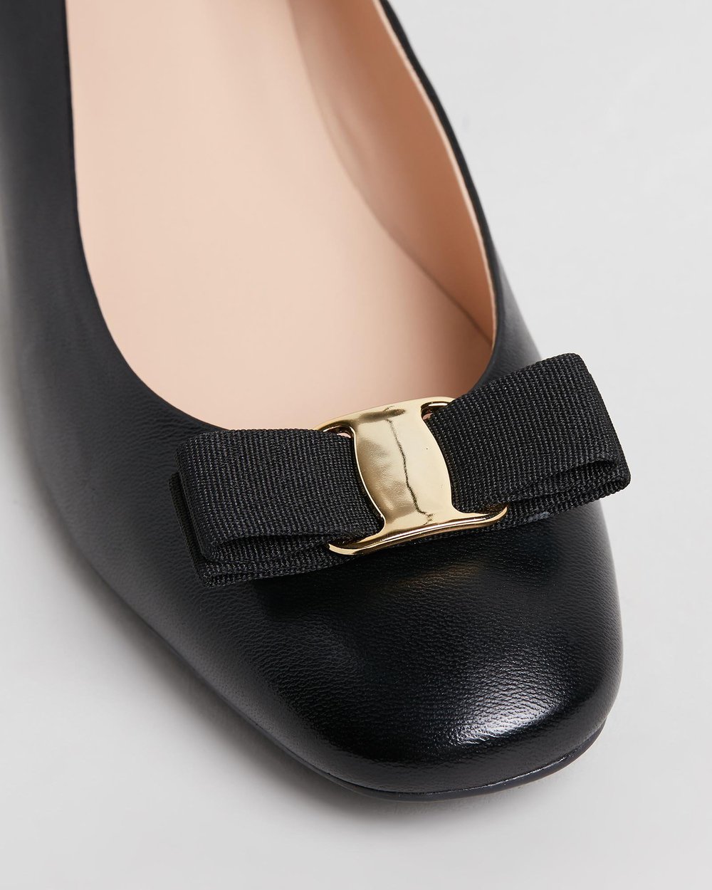 Rosey II - Black