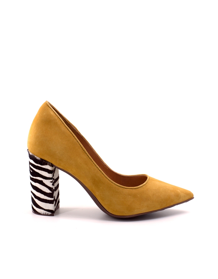 Buy Carlton London Mustard Yellow Solid Block Heels - Heels for Women  16393502 | Myntra
