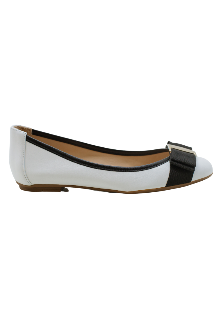 Nina cheap armando flats